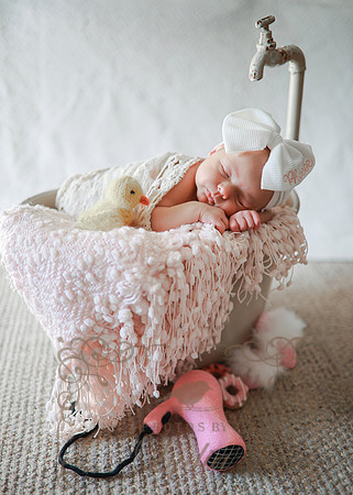 Phoebe (73)