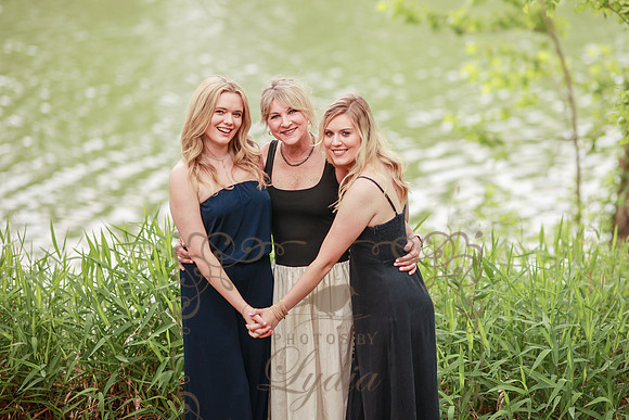Family-0932