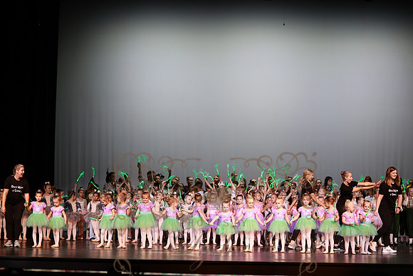 Grand Finale & Awards (125)