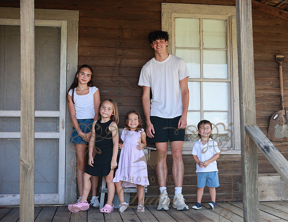 Family-9694