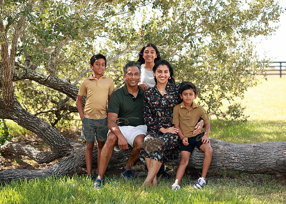 Family (6)