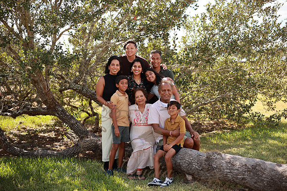 Family (34)