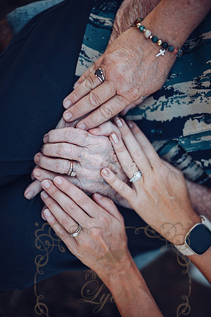 Family-4475