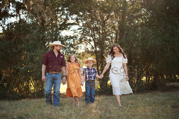 Family-4543