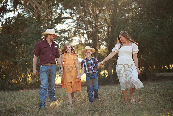 Family-4548