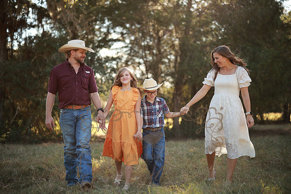 Family-4553