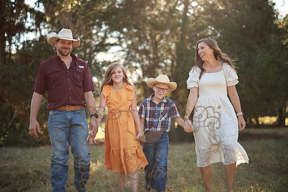 Family-4556