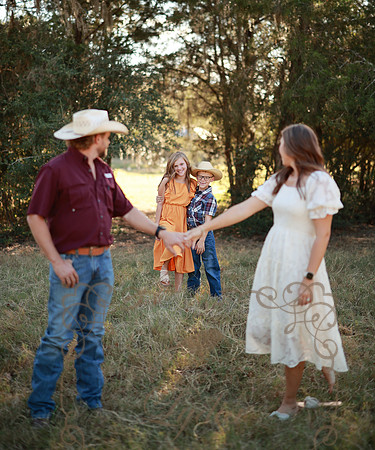 Family-4571
