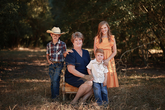 Family-4675