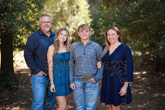 Family-4083