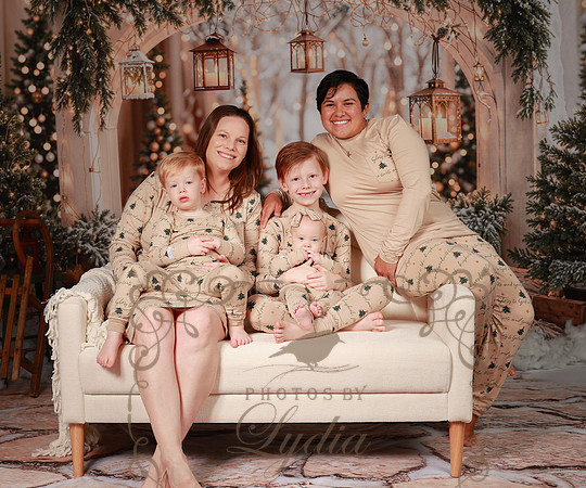 Family-6035