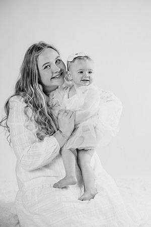 Phoebe-9133-2