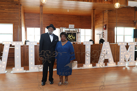 Reception Candids (16)