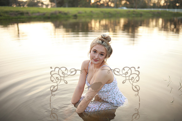 Ella (111)