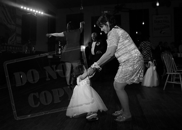 Dancing (9)b