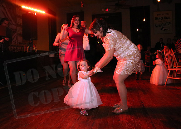 Dancing (10)