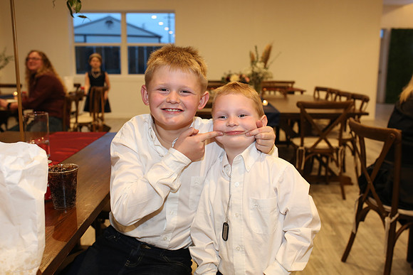 Reception Candids (42)