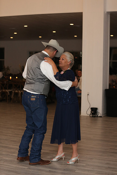 Reception Candids (93)