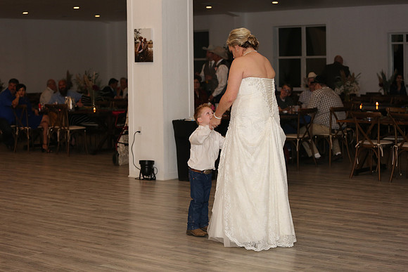 Reception Candids (107)