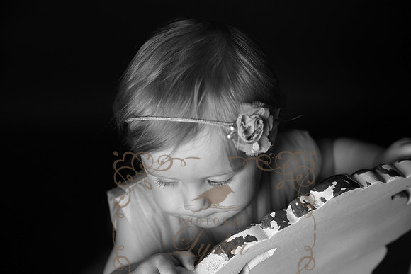5V3B5896bw