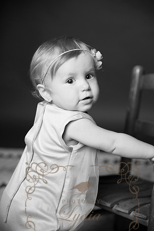 5V3B5899bw