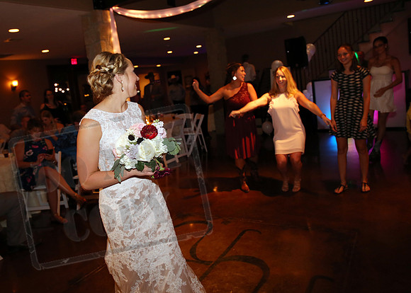 Bouquet & Garter (3)