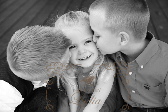 5V3B6875bw