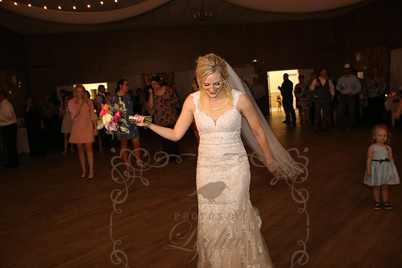 Bouquet & Garter (2)