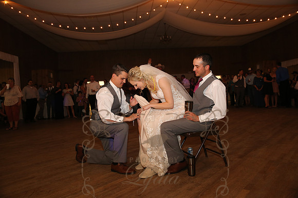 Bouquet & Garter (12)
