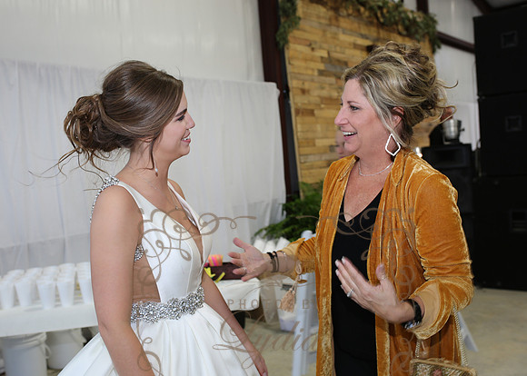 Reception Candids (28)