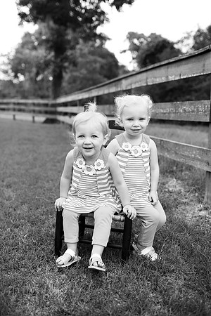 5V3B7993bw