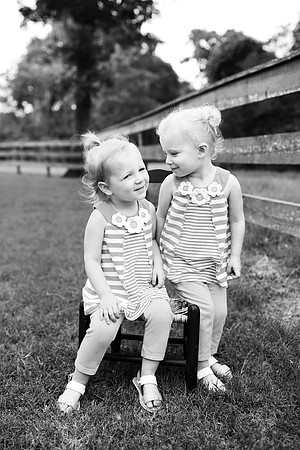 5V3B7996bw