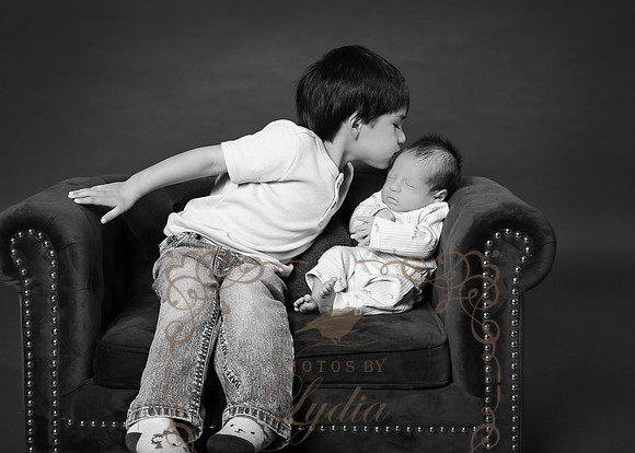 Aiden-0809b