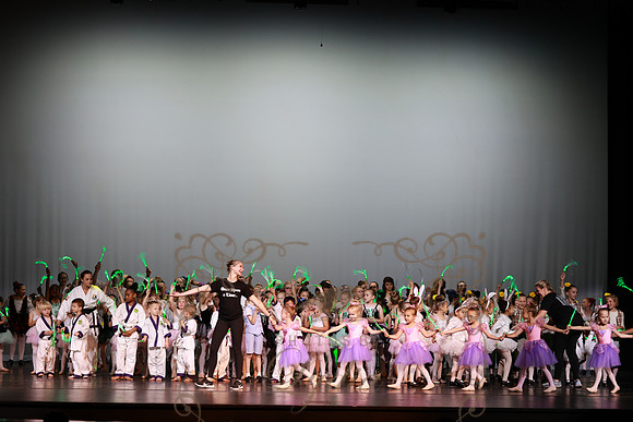 Grand Finale & Awards (104)