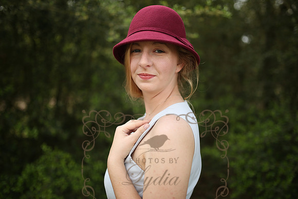 Erika (42)