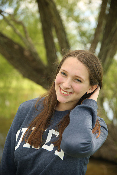 Juliane (74)