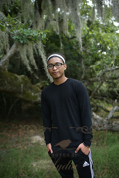 Anthony (23)