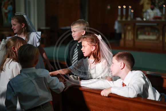 Communion-1714