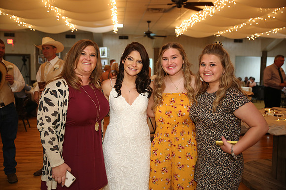 Reception Candids (79)