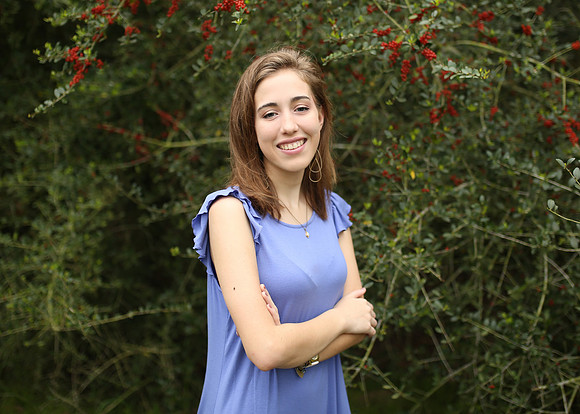 Hannah (21)