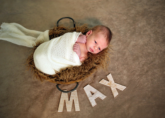 Max (42)
