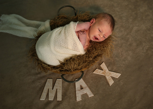 Max (46)