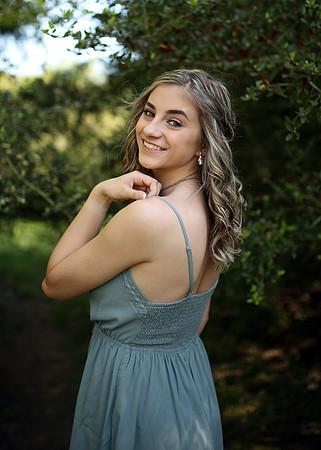 Julia (17)