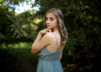Julia (19)