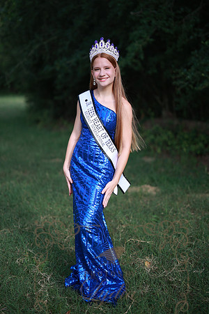 Kylee-2371