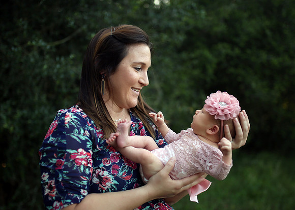 Hollyn (33)