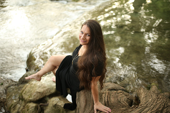 Vicki (17)