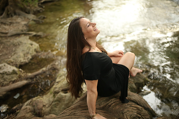 Vicki (22)