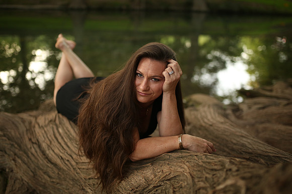 Vicki (38)