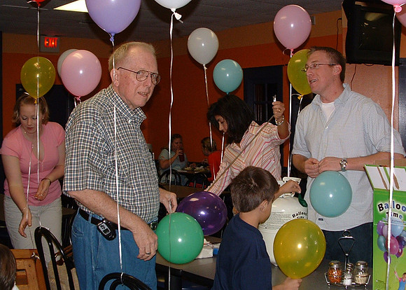 2005_0319_111954AA_4
